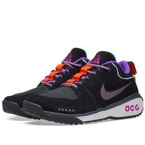 NIKE ACG DOG MOUNTAIN BLACK HYPER GRAPE